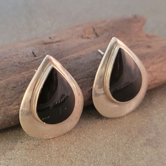 Sterling Silver Black Onyx Cabochon Pear Post Statement Earrings - Picture 4 of 10